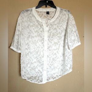 💖SHEIN White Patterned Lace Sheer Blouse scoop neck, size M